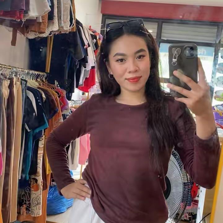 Joanna Delota — Sales Executive